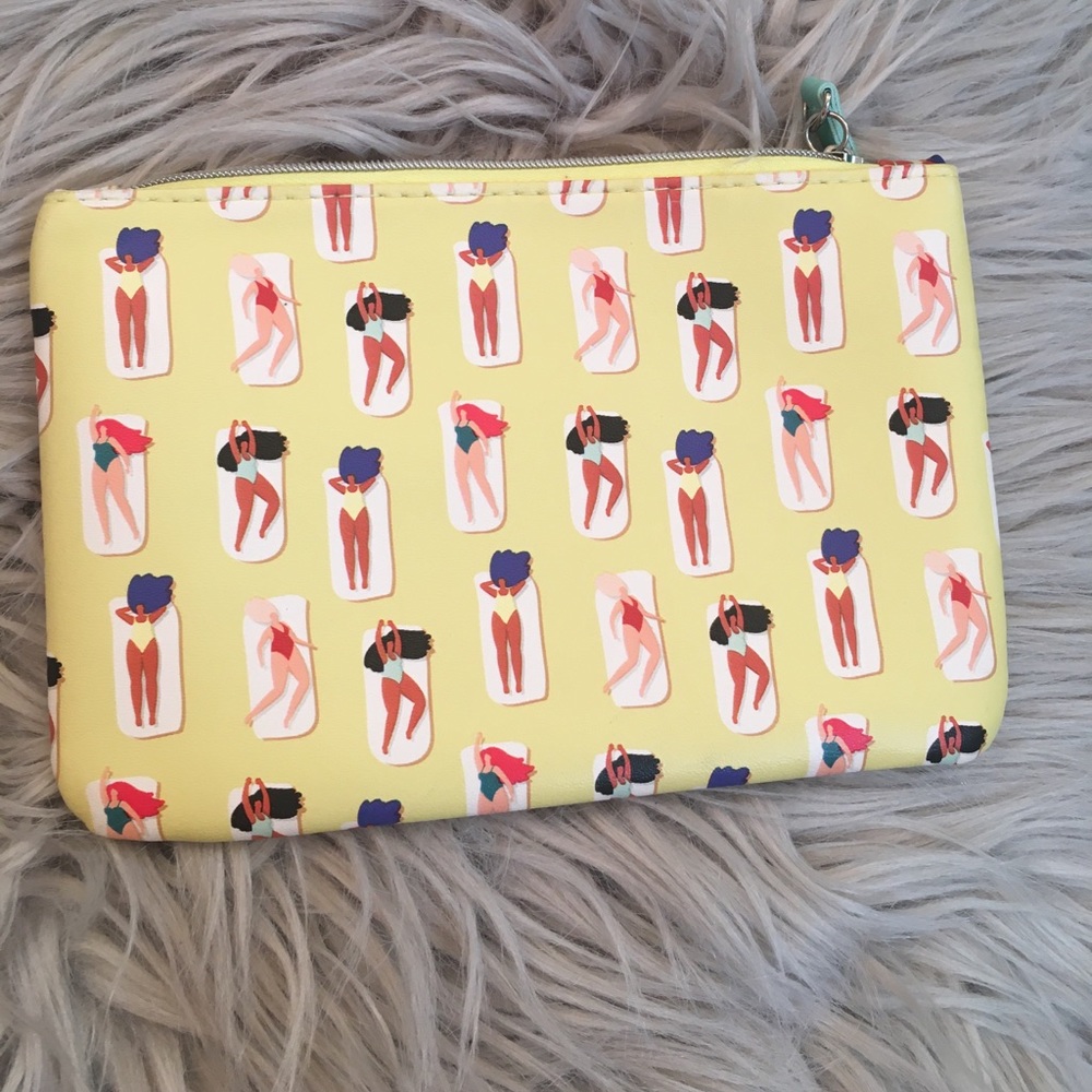 2/$13. Ipsy glam bag. New. Excellent condition.